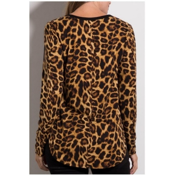 SO SOFT LEOPARD PRINT TOP - Picture 2 of 2